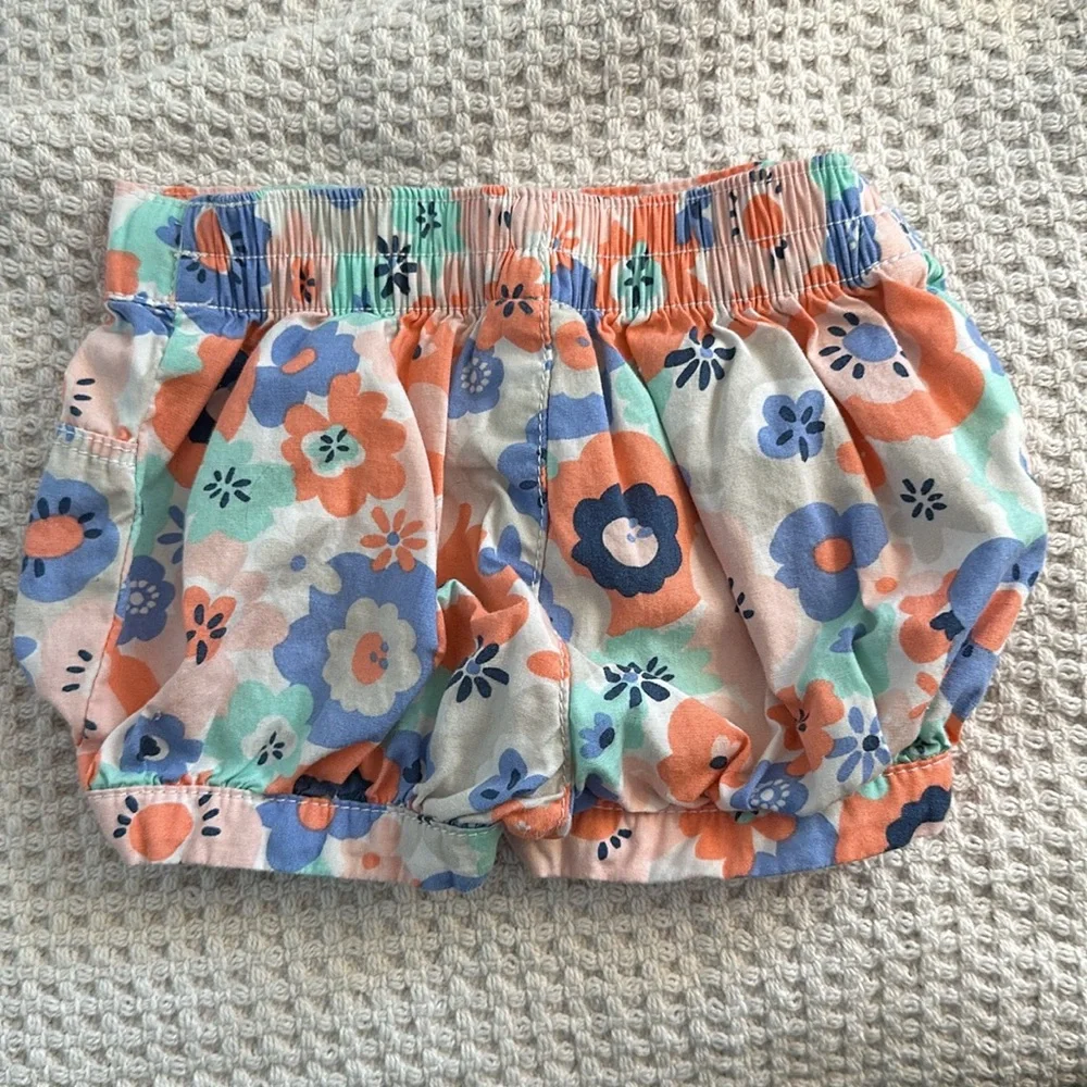 Gymboree baby girl 3-6 months (2 shorts)